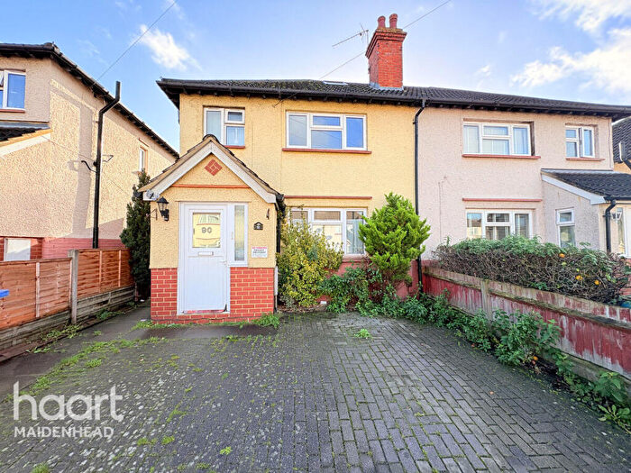 3 Bedroom Semi Detached House For Sale In Boyn Valley Road, Maidenhead, SL6