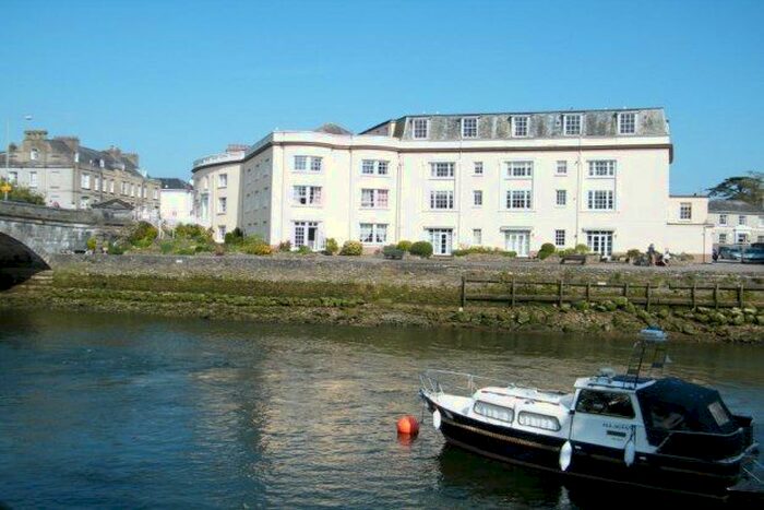 2 Bedroom Flat To Rent In Bridgetown, Totnes, TQ9