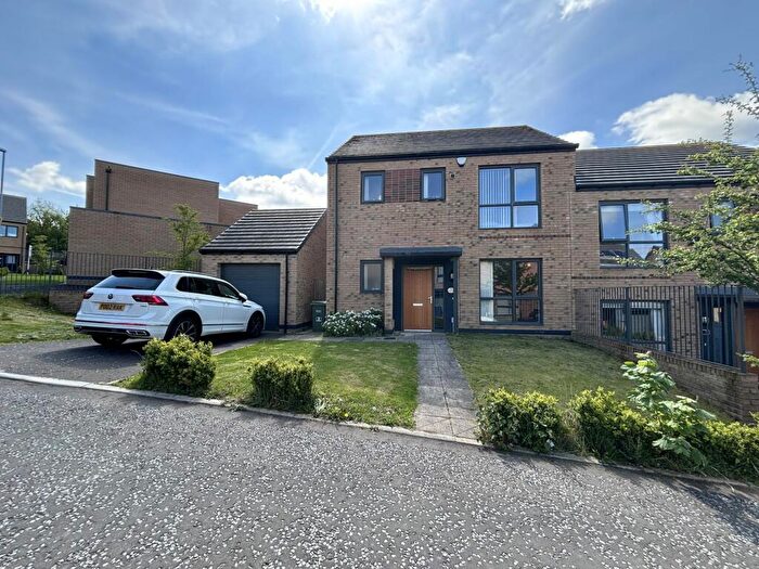 3 Bedroom Semi-Detached House To Rent In Willow Rise, Birtley, Chester Le Street, Tyne And Wear, DH3