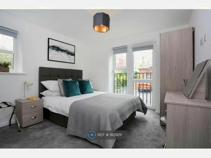 1 Bedroom Flat To Rent In Florence Road, Bournemouth, BH5