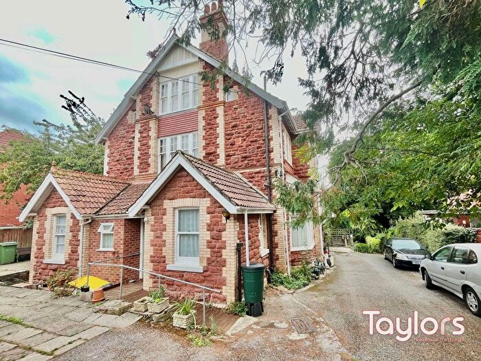 1 Bedroom Flat For Sale In Polsham Park, Paignton, TQ3