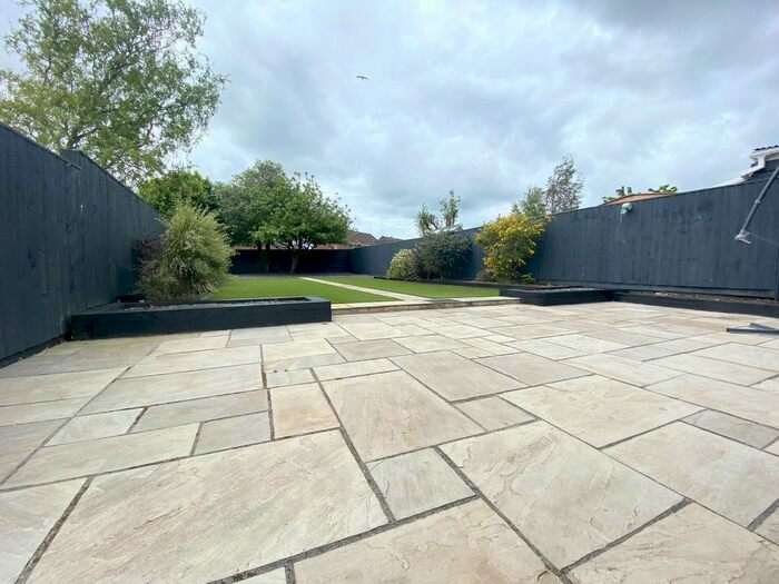 3 Bedroom Property To Rent In Headlands Grove, Swindon, SN2