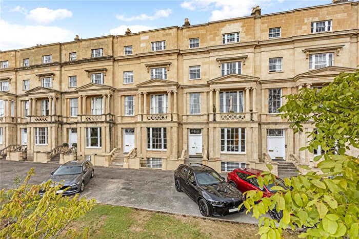 4 Bedroom Apartment For Sale In Malvern Road, Cheltenham, Gloucestershire, GL50