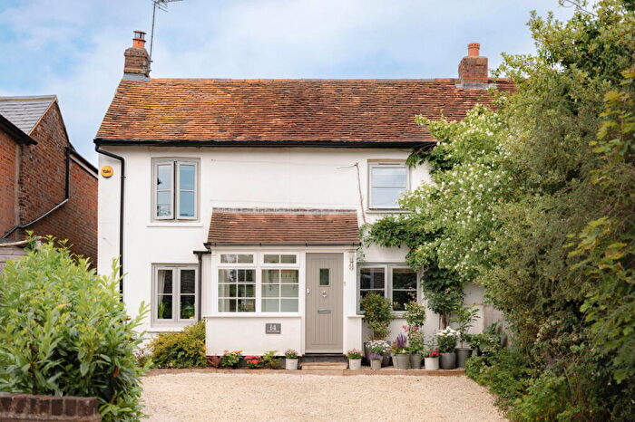 4 Bedroom Cottage For Sale In Wigginton Bottom, Tring, Hertfordshire, HP23