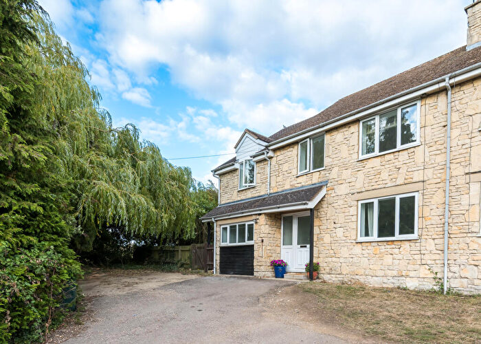 5 Bedroom Semi-Detached House To Rent In Park Avenue, Thornton, MK17
