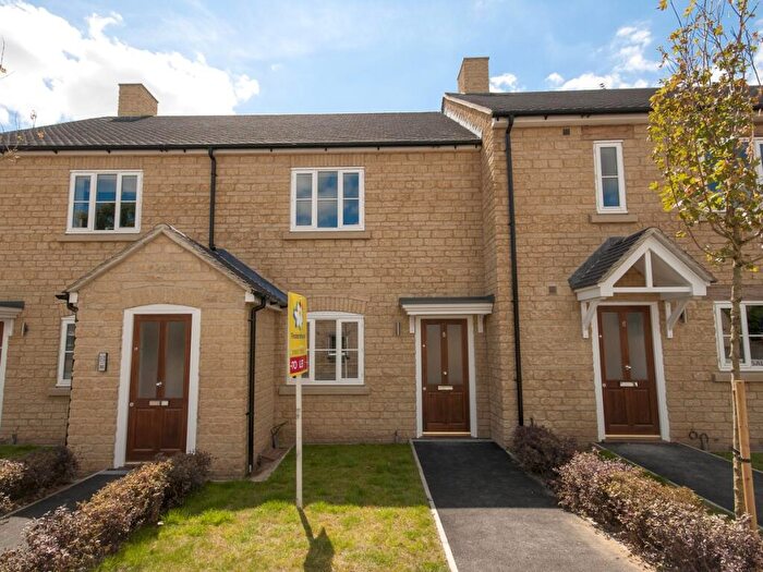 1 Bedroom Apartment For Sale In Wessex Court, Witney, OX28