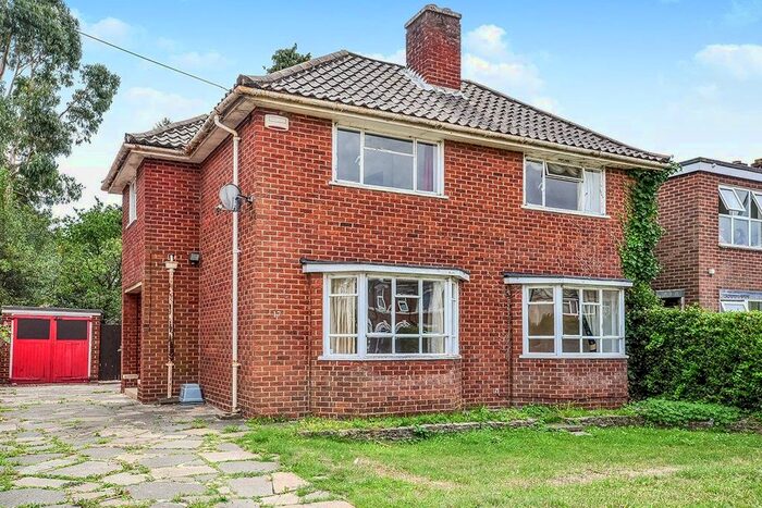 3 Bedroom Detached House To Rent In Howard Road, Southampton, Hampshire, SO15