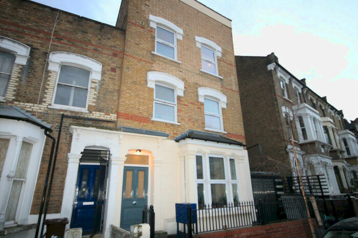 Studio To Rent In Studio Apartment With Large Separate Mezzanine / Bedroom On Quiet Road (Foulden Road) In Stoke Newington, N16