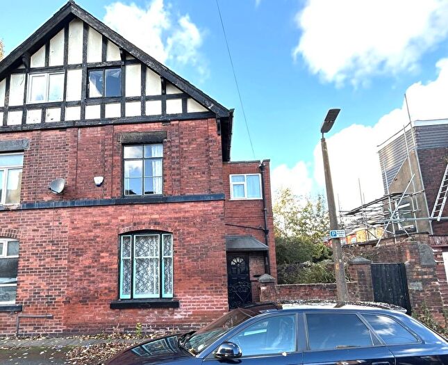 4 Bedroom Semi Detached House For Sale In Dowson Street, Bolton, BL2