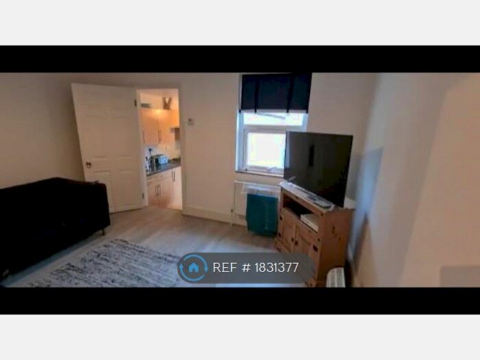 1 Bedroom Flat To Rent In Star Road, Caversham, Reading, RG4