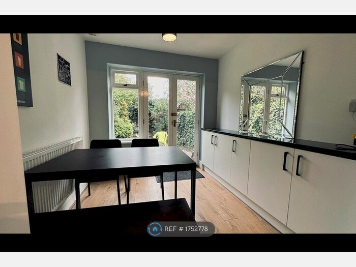 6 Bedroom End Of Terrace House To Rent In Cheyney Road, Chester, CH1