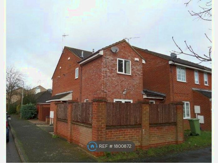 2 Bedroom Terraced House To Rent In Eliot Close, Newport Pagnell, MK16