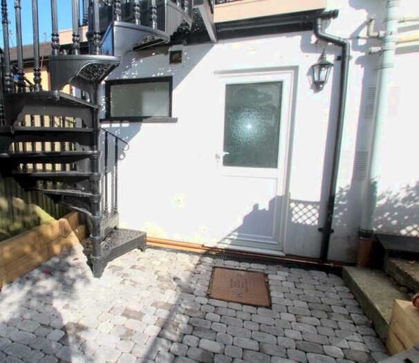 Studio To Rent In London Road, Hemel Hempstead, HP3