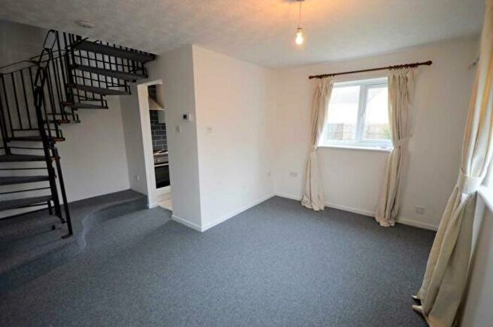 1 Bedroom Semi-Detached House For Sale In Nutwood Close, Thorpe Marriott, NR8