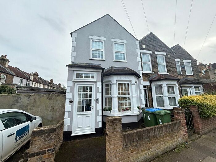 2 Bedroom Semi Detached House To Rent In Reventlow Road, Eltham, SE9