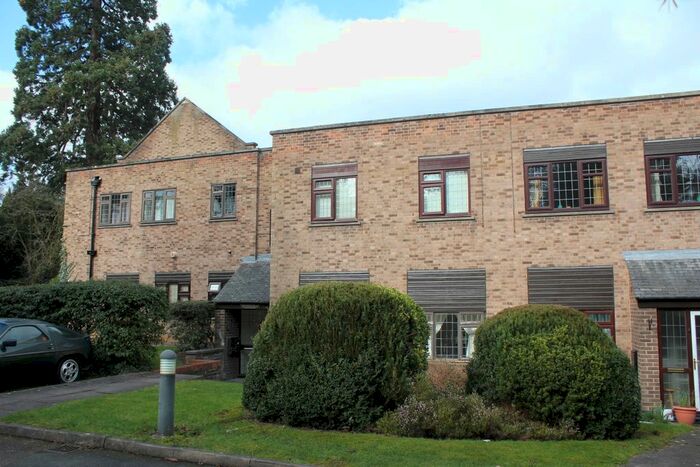 1 Bedroom Flat To Rent In Stoneleigh Manor, Stoneygate, Leicester, LE2