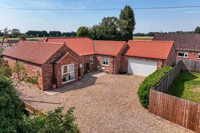 2 Bedroom Detached Bungalow For Sale In Leverington Common, Leverington, PE13