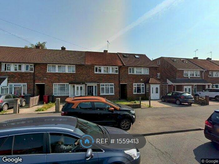 3 Bedroom Terraced House To Rent In Trelawney Avenue, Slough, SL3