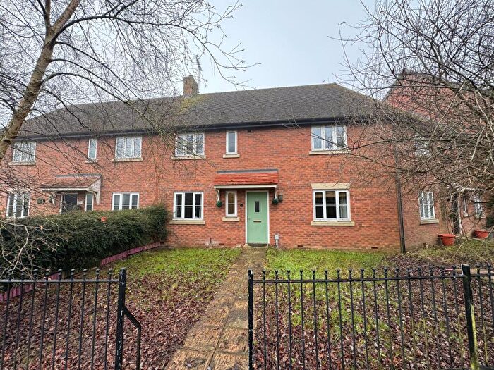 3 Bedroom Terraced House To Rent In Luna Close, Oakhurst, Swindon, SN25