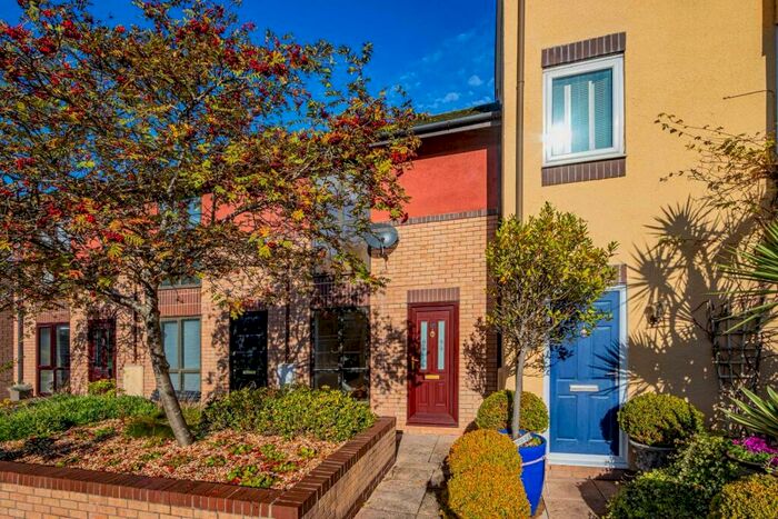 2 Bedroom House To Rent In Plas St. Andresse, Penarth, CF64