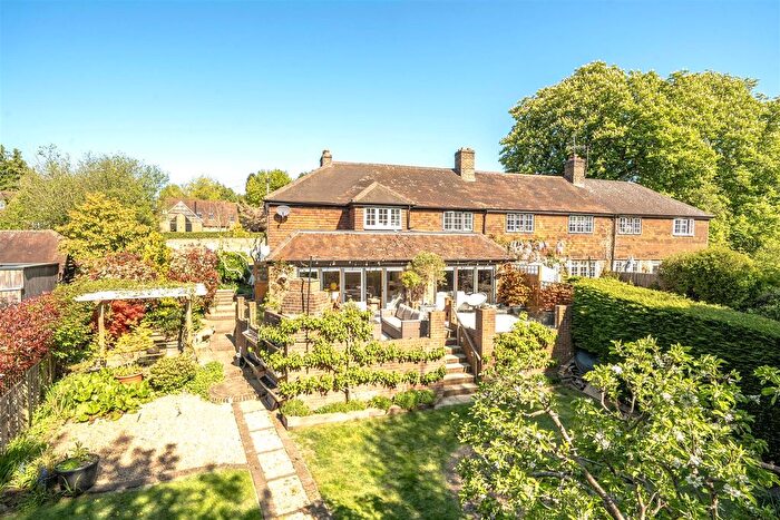 3 Bedroom Property For Sale In Church Green, Haslemere, GU27