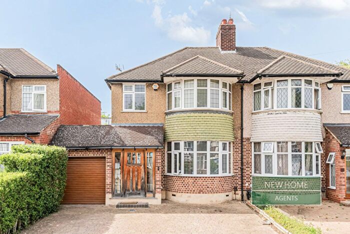 3 Bedroom Semi-Detached House For Sale In Southbourne Close, Pinner, HA5