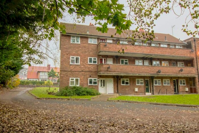 1 Bedroom Flat To Rent In Woodhey Court, Wirral CH63
