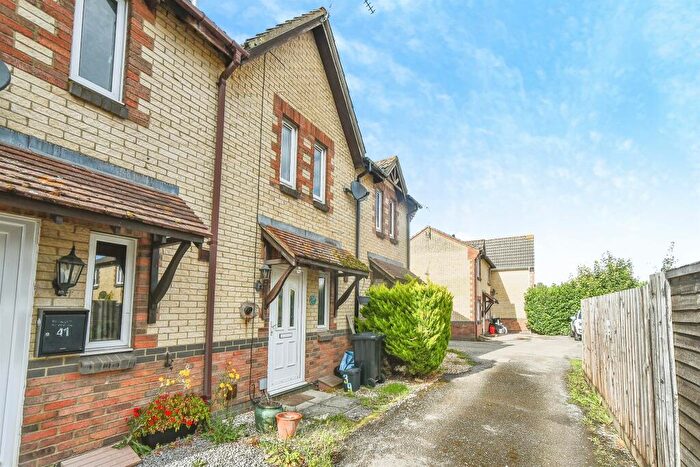 1 Bedroom Terraced House For Sale In Pritchard Close, Swindon, SN2