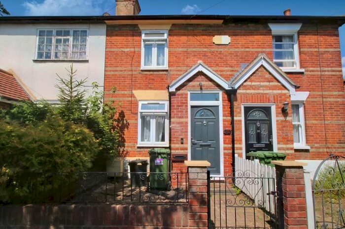 2 Bedroom Terraced House To Rent In Richmond Road, Gidea Park, Romford, RM1