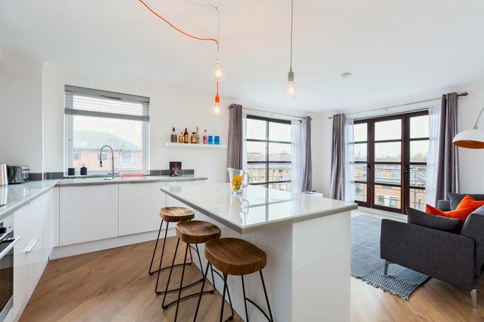 1 Bedroom Flat To Rent In Norway Gate, Canada Water SE16