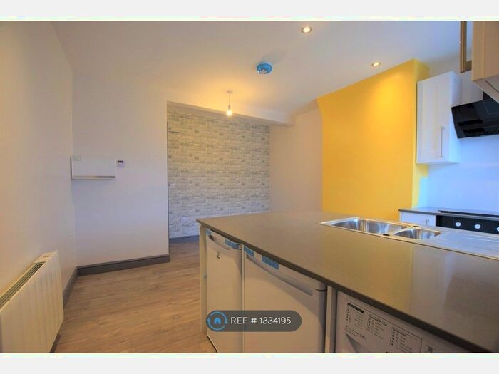 1 Bedroom Flat To Rent In New Street, Earl Shilton, LE9