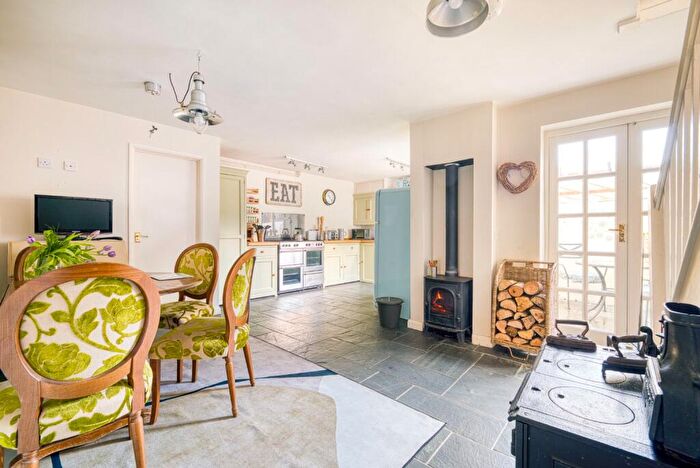 2 Bedroom Terraced House For Sale In Central Wedmore, BS28