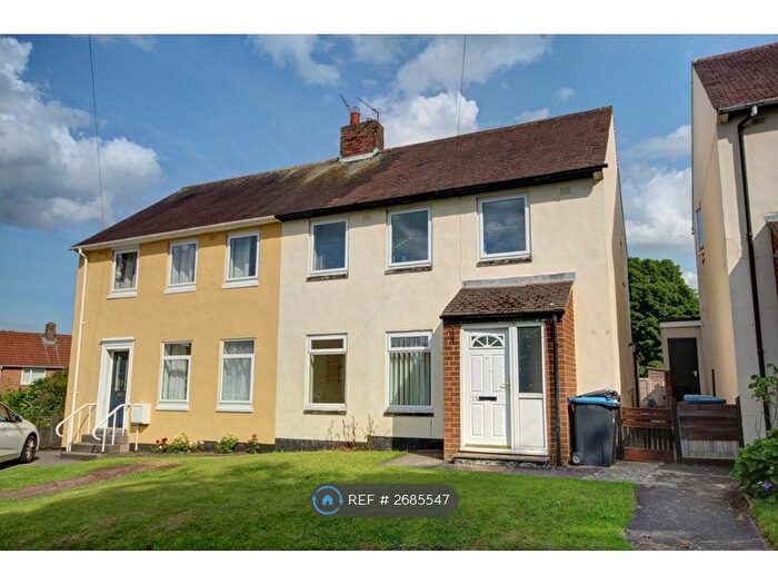 5 Bedroom Semi Detached House To Rent In Newton Drive, Durham, DH1