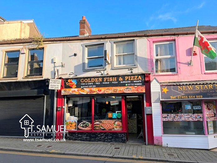 Terraced House For Sale In Oxford Street, Mountain Ash, CF45