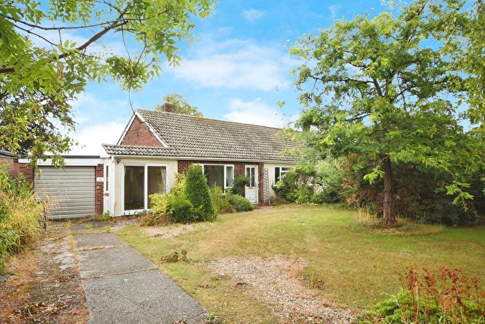 3 Bedroom Bungalow For Sale In Church Close, Whittlesford, Cambridge, Cambridgeshire, CB22