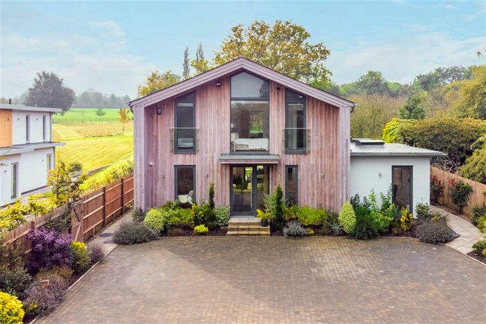 4 Bedroom Detached House To Rent In Much Hadham, SG10