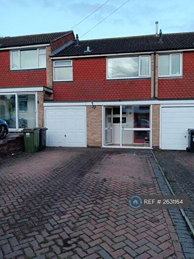 3 Bedroom Terraced House To Rent In Dove Rise, Oadby, Leicester, LE2