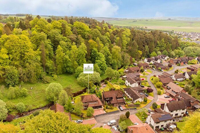 4 Bedroom Detached House For Sale In Lyne Park, West Linton, EH46