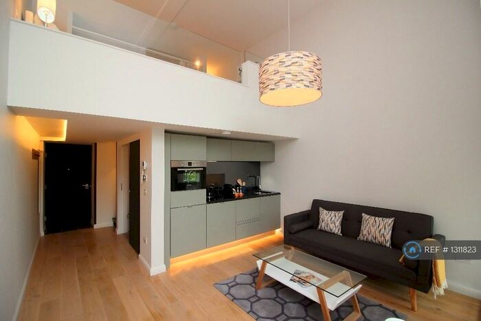 1 Bedroom Flat To Rent In Mcdonald Road, Edinburgh, EH7