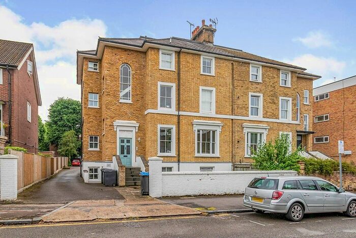 1 Bedroom Flat To Rent In 1 Uxbridge Road, Kingston Upon Thames, Surrey KT1