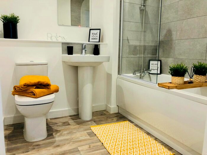 2 Bedroom Flat To Rent In Abbey Meadows, Leicester, LE4