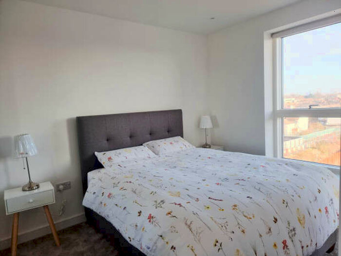Apartment To Rent In Edwin House, 2 Accolade Avenue, Southall, UB1