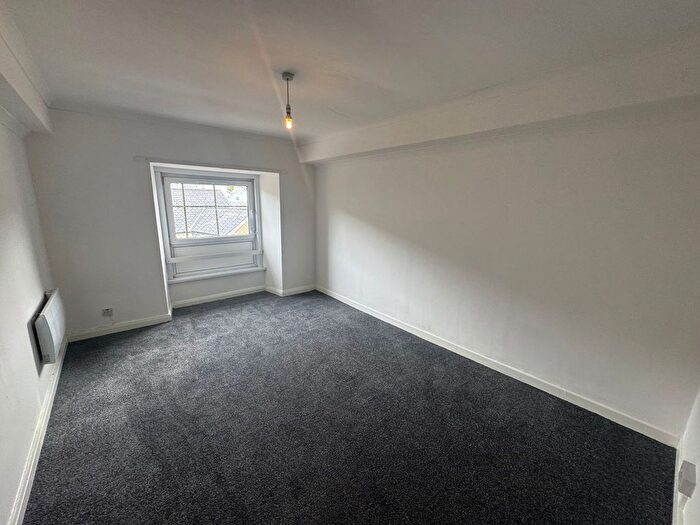 1 Bedroom Flat To Rent In Office Street, Tai Cwm Office Street, CF39
