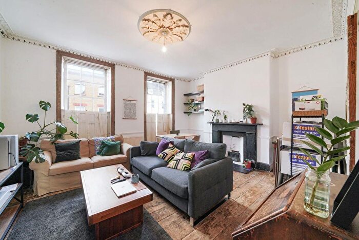 2 Bedroom Flat To Rent In Pratt Street, London, NW1