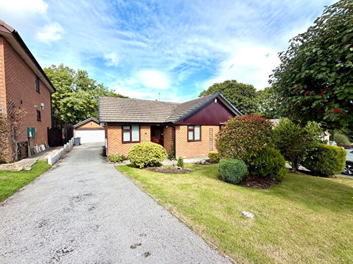 3 Bedroom Detached Bungalow For Sale In Gledhill Avenue, Penistone, Sheffield, S36