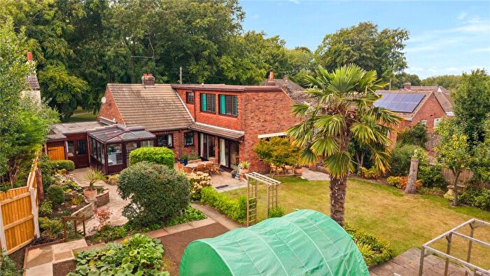 4 Bedroom Detached House For Sale In Eastfield Road, Barton Upon Humber, North Lincs, DN18