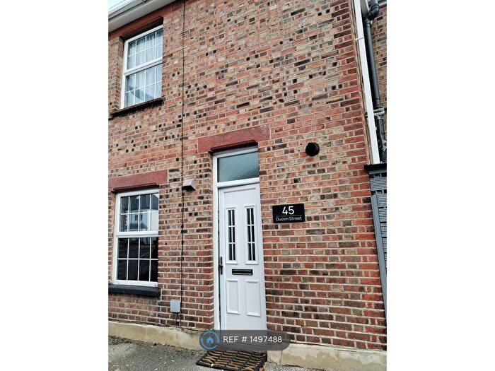 3 Bedroom Semi-Detached House To Rent In Queen Street, Warley, Brentwood, CM14