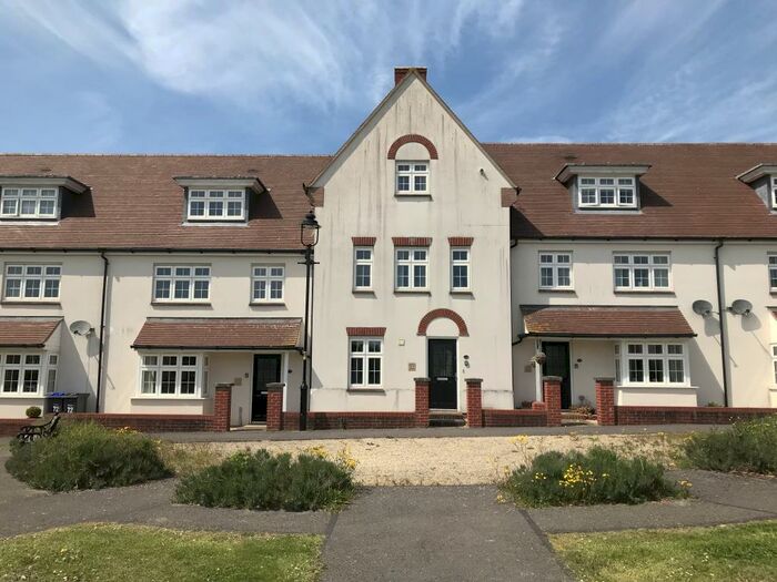 4 Bedroom House To Rent In Redworth Drive, Amesbury, SP4