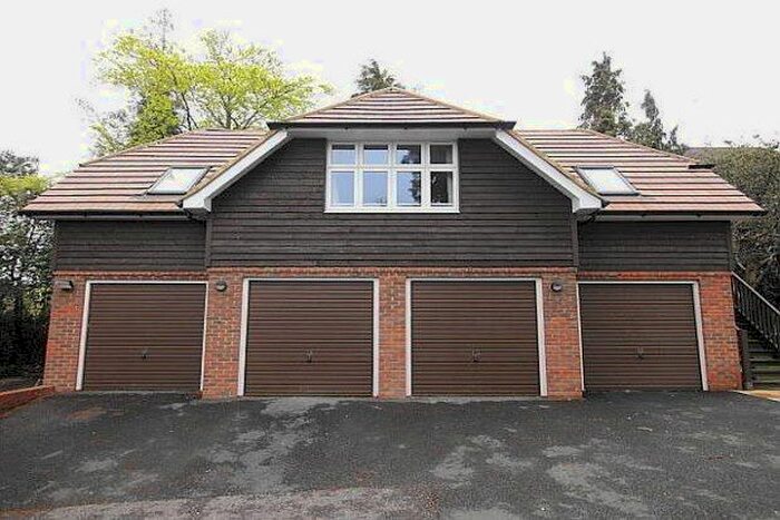 1 Bedroom Maisonette To Rent In Westmoreland Court, Uckfield, TN22