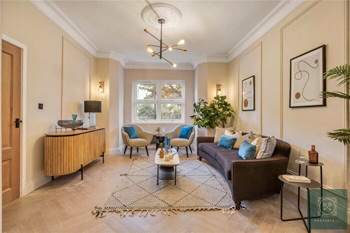 4 Bedroom Terraced House For Sale In Umfreville Road, Harringay Ladder, London, N4